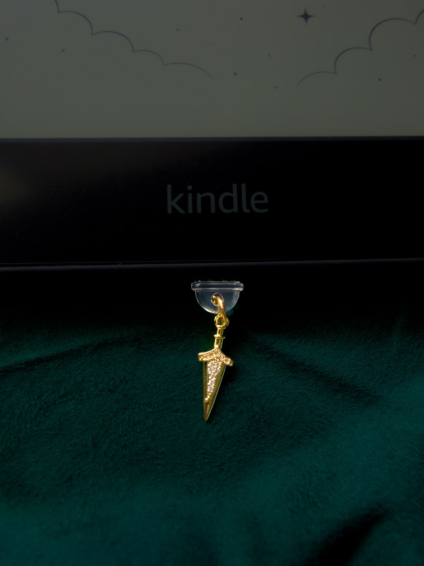 ✨🔪 Golden Dagger USB-C Kindle/eReader Charm
